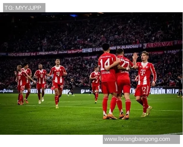 足坛最新动态:拜仁延续不败神话曼城绝杀对手巴萨与AC米兰双双登顶 足坛最新动态:拜仁延续不败神话曼城绝杀对手巴萨与AC米兰双双登顶