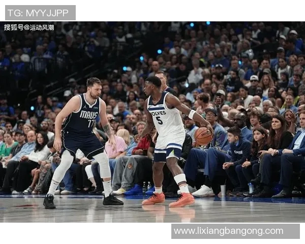 森林狼与独行侠激战正酣谁能在这场对决中笑到最后